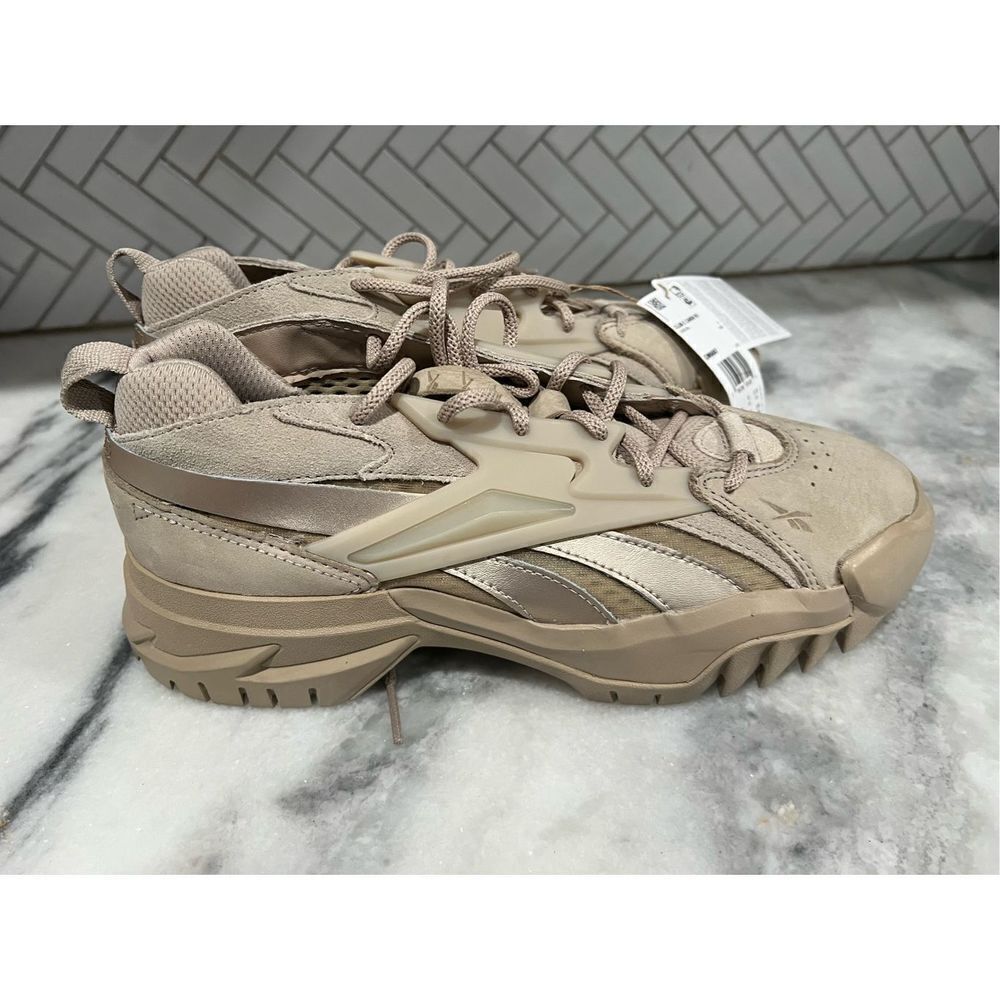 REEBOK CLUB C CARDI V2 Sneakers. Beige size  10.5